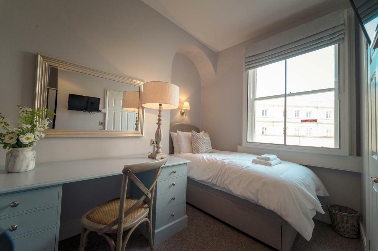 Anabelle'S Guest House Бат Экстерьер фото